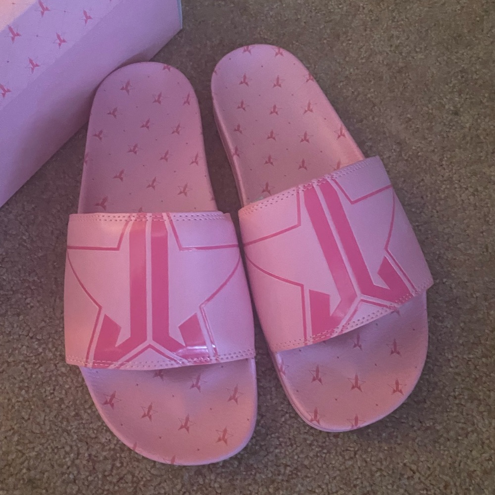 🆕 JEFFREE STAR Pink Slides With Pink Logo
